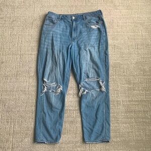 American Eagle Distressed Ripped High Rise Mom Jean Women 14 Short
